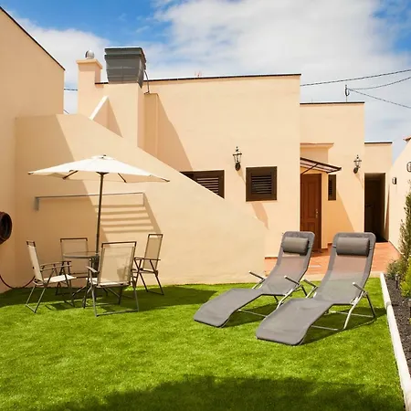 Valle Guerra Luxe House